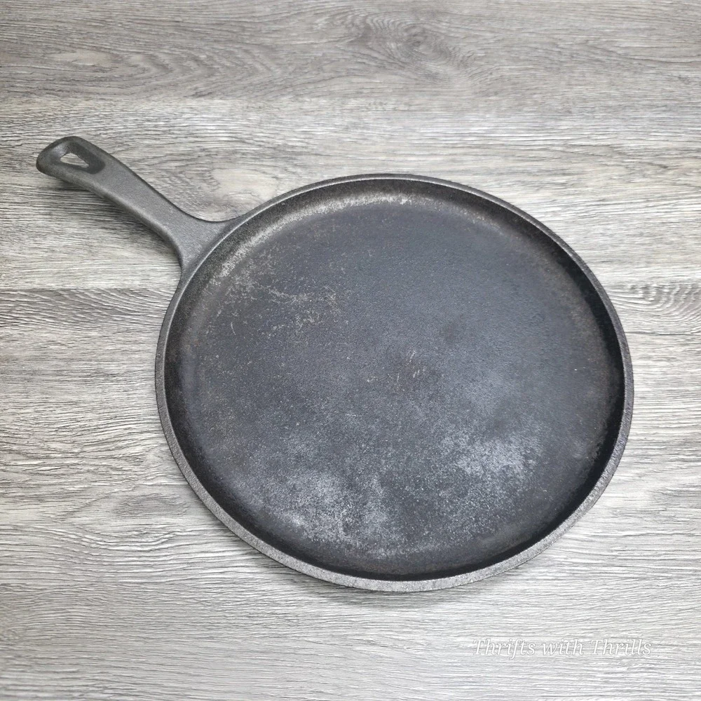 Vintage‎ LODGE Cast Iron Griddle Skillet - 90G 10-1/2